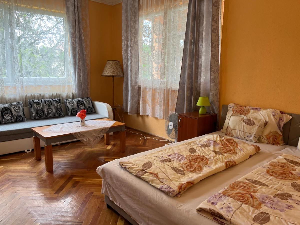 Apartament Rose Garden Siófok Zewnętrze zdjęcie